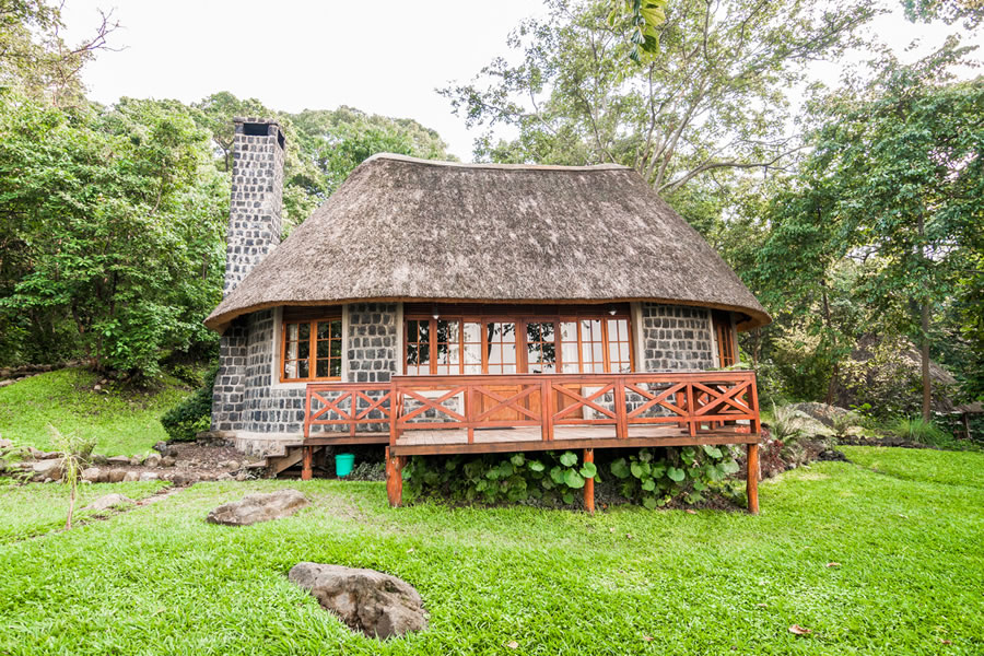 Mikeno Cottages